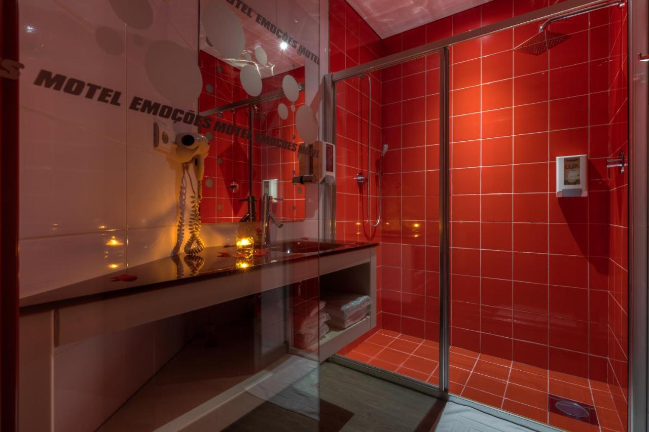Motel Emocoes Nogueira da Regedoura Ngoại thất bức ảnh